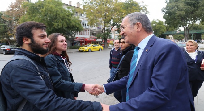  Çalış, kazan, oku, mezun ol, işsiz kal! 