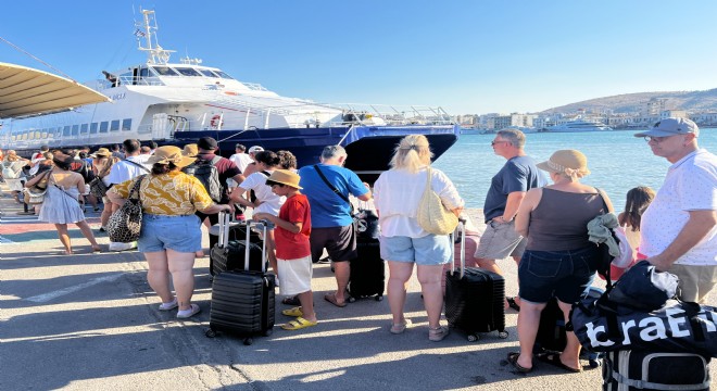 Komşuda hem turizm hem de market turizmi!