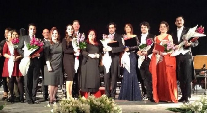 Türkiye nin solistleri İzmir de nefes kesecek