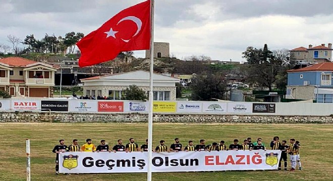 Alaçatıspor dan maç öncesi anlamlı pankart
