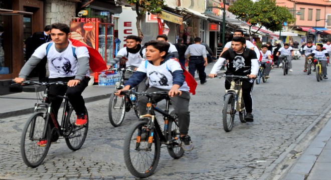 Atatürk sevgisiyle pedal bastılar