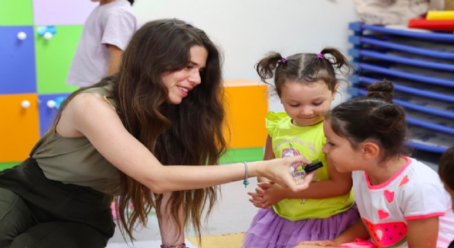 Başkan Denizli den çocuklara ziyaret