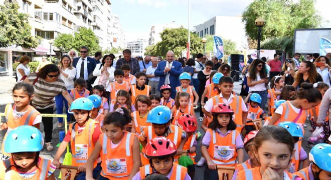 Bugün yayaların ve bisikletlilerin oldu