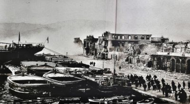 “Büyük İzmir Yangını 1922” fotoğraf sergisi açıldı