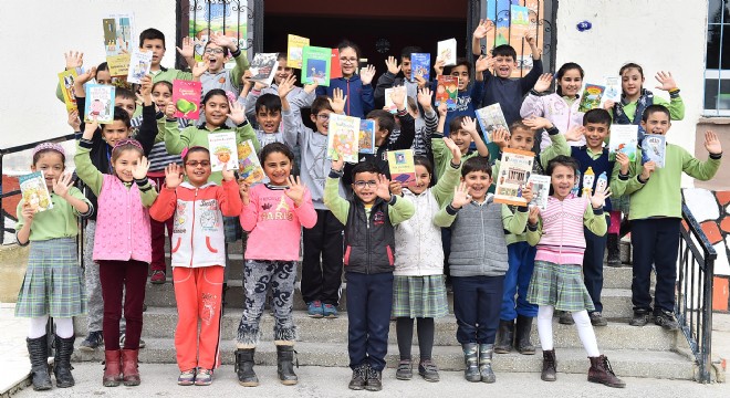 Büyükşehir çocuklara kitap dağıtacak