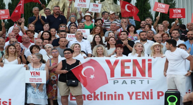 CHP Çeşme den topyekün kopuş 
