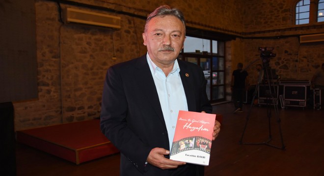 CHP İzmir Milletvekili Bayır, Çeşme de kitabını imzalayacak