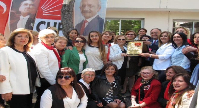 CHP’den kadınlara siyasette girin çağrısı