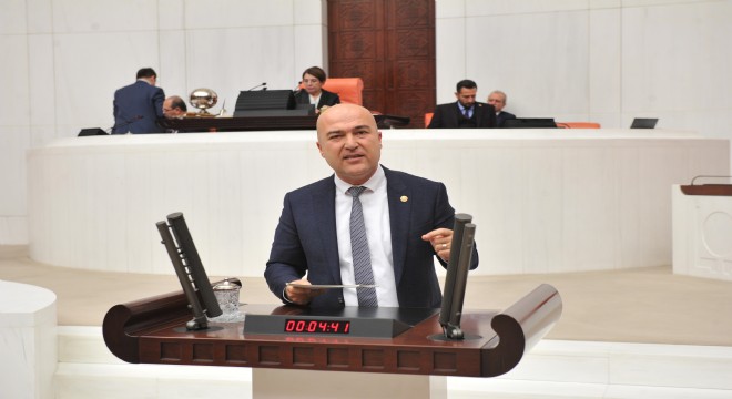 CHP li Bakan, İzmir de satılan kamu arazilerini Meclis e taşıdı