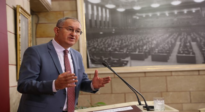 CHP'li Sertel 2019 yılında açılacak denilen Alsancak stadını sordu