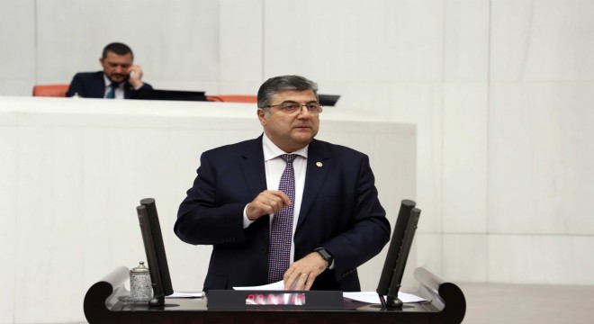 CHP’li Sındır, Karaburun’daki balık çiftliklerini Meclis gündemine taşıdı