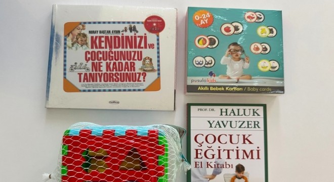 Çeşme Belediyesi nden ailelere ücretsiz eğitim paketi