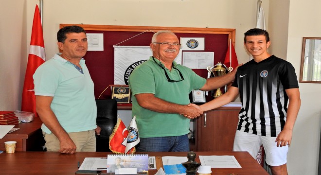 Çeşme Belediyespor transferde hız kesmiyor