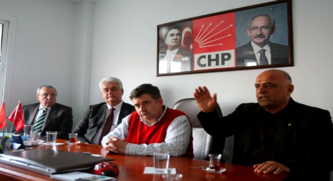 Çeşme CHP de referanduma hazırlık toplantısı