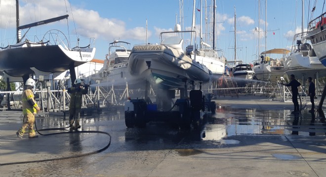 Çeşme Marina çekek sahasında yangın tatbikatı yapıldı