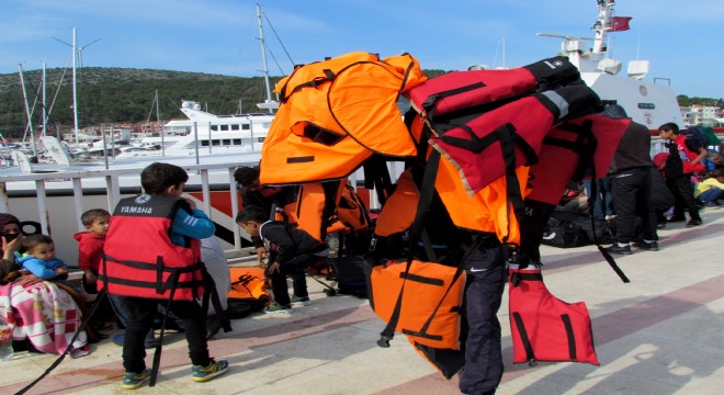 Çeşme de 187 kaçak göçmen yakalandı