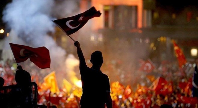 Çeşme’de Demokrasi ve Milli Birlik Günü etkinliği