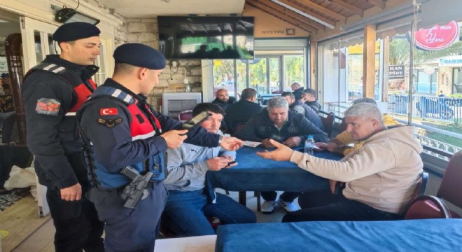 Çeşme'de Ramazan öncesi asayiş kontrolleri