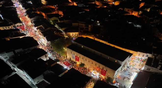 Çeşme de Zafer coşkusu tavan yaptı!
