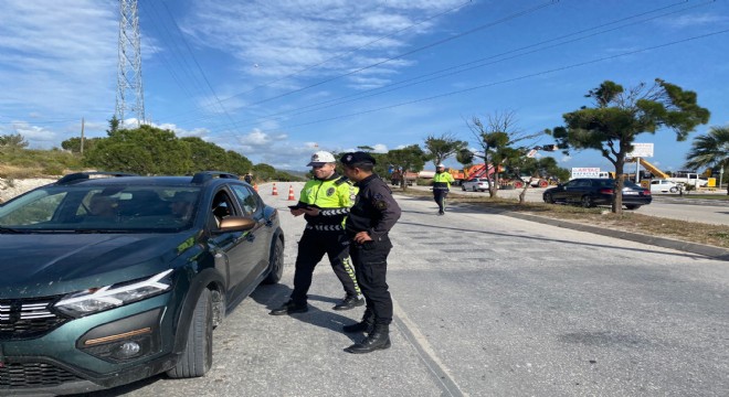 Çeşme'de denetimlerde 135 sürücüye cexa!