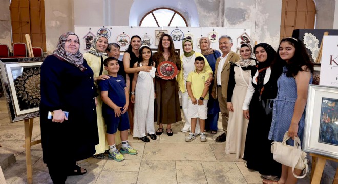 Çeşme de el. emekleri vitrinde!