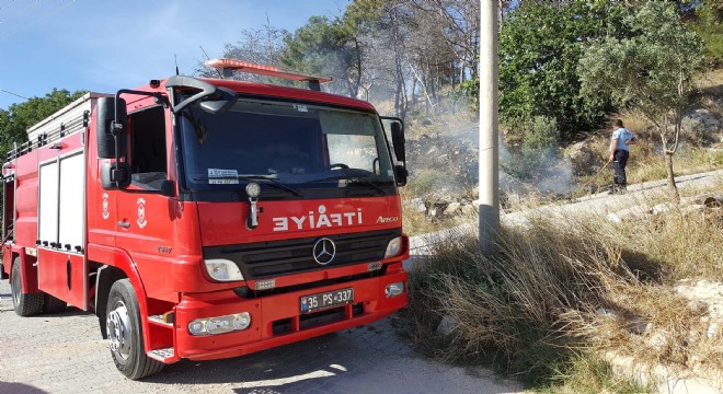 Çeşme'de korkutan yangın!