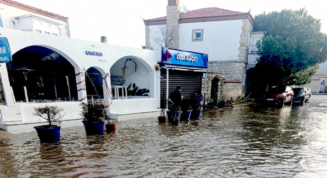 Çeşme de yağmur Şifne ve Alaçatı yı vurdu!