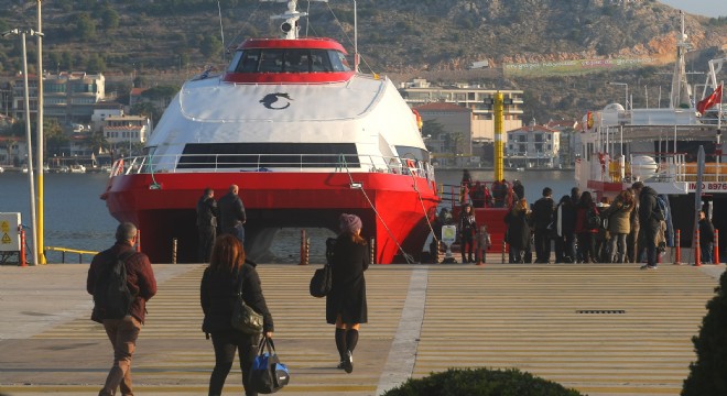 Çeşme’ye komşu akını!