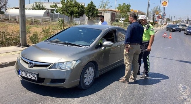 Çeşme’ye müşteri götürüyordu, yakalandı