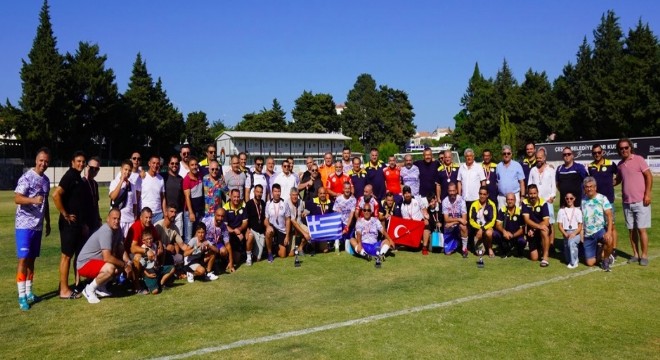 Çeşme – Sakız Master Futbol Turnuvası tamamlandı