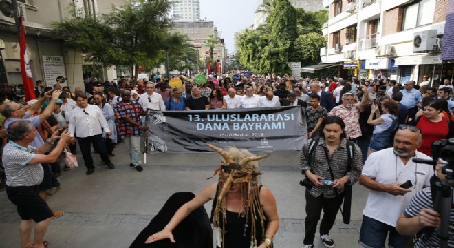 Dana Bayramı İzmir de kutlanıyor