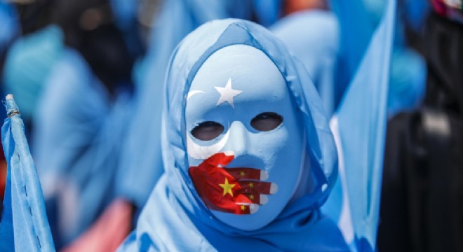 Doğu Türkistanlı Kadınlar için protesto gösterisi