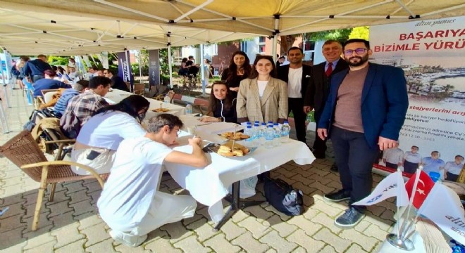 EÜ Çeşme Kariyer Günlerine Yoğun İlgi