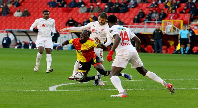 Göztepe, Sivasspor’u devirdi: 2-1