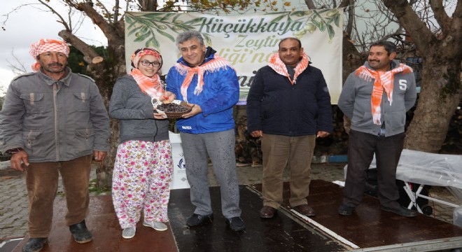 Güzelbahçe’de 1. Küçükkaya Zeytin Şenliği düzenlendi