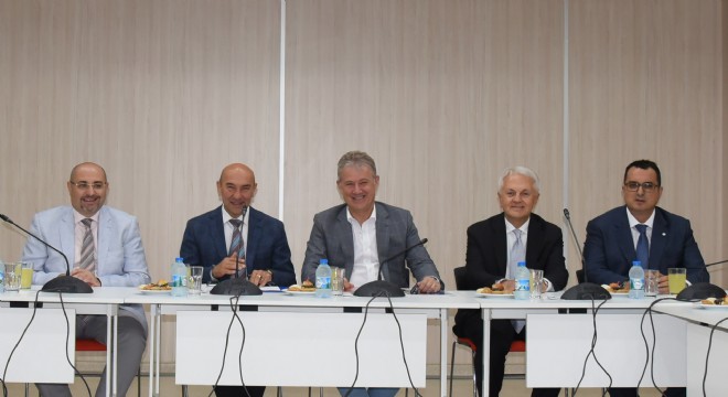 İZTO’dan Büyükşehir’e “İzmir Dosyası”