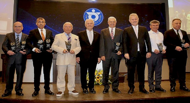 İZTO dan Vergi rekortmeni Akbaykal a Ödül