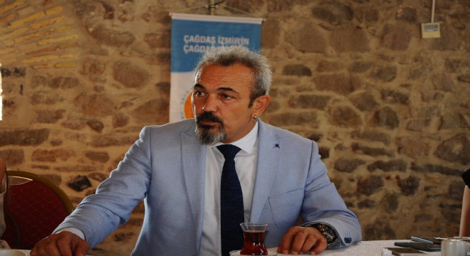 İzmir Barosu’nun yeni başkanı Özkan Yücel oldu