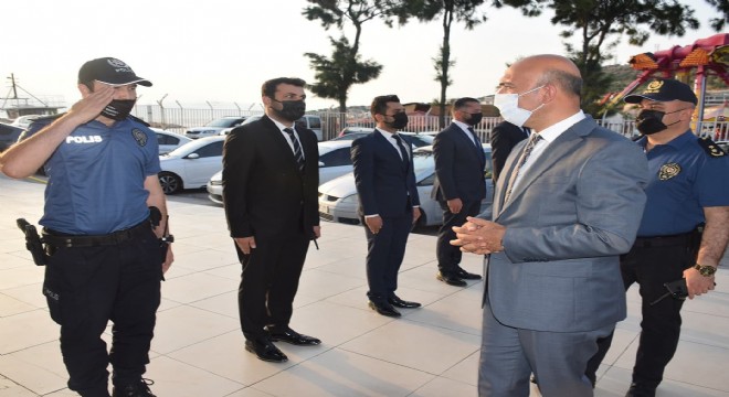 İzmir Emniyet Müdürü Çeşme’yi ziyaret etti.