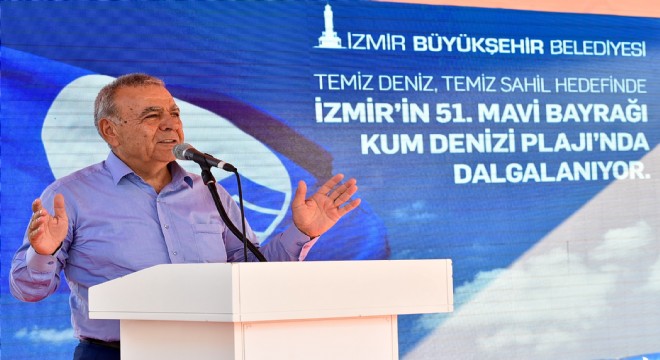 İzmir Körfezi nde ilk mavi bayrak törenle göndere çekildi