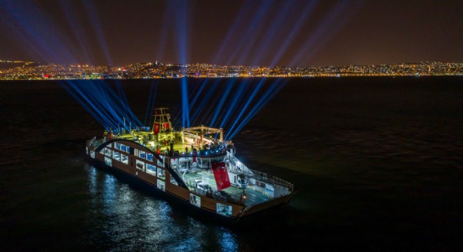 İzmir Körfezi’nde tarihi yüzüncü yıl konseri