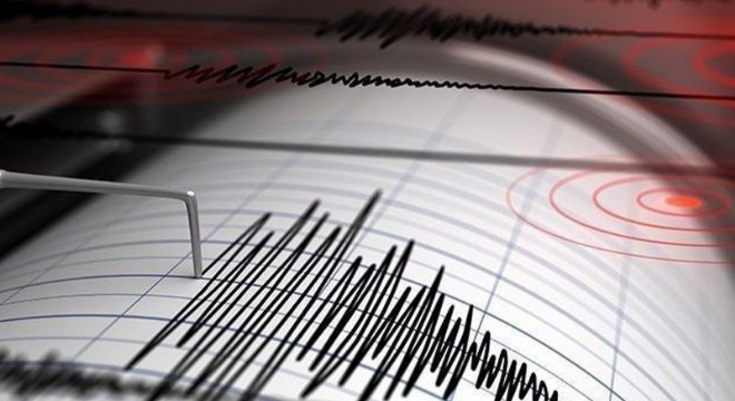 İzmir de 4,9 şiddetide deprem!