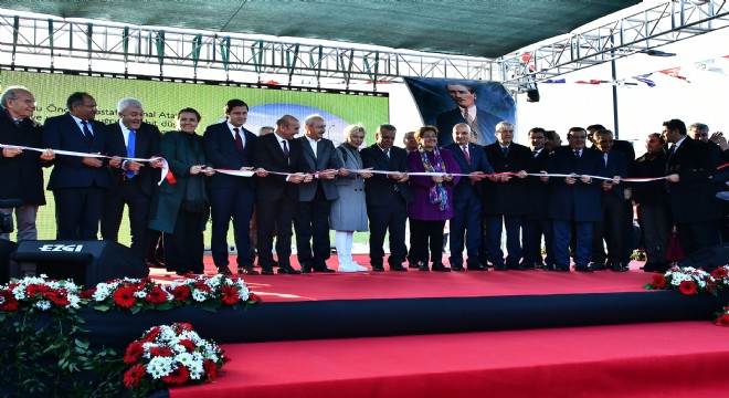 İzmir de  Demokrasi şöleni 