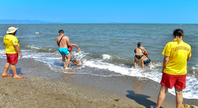 İzmir'de cankurtaran sayısı artıyor