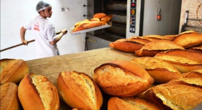 İzmir de ekmeğe zam!