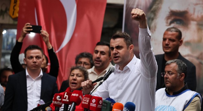 İzmir de ilçe başkanlarından Çağatay Güç e destek