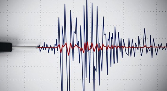 İzmir de korkutan deprem!