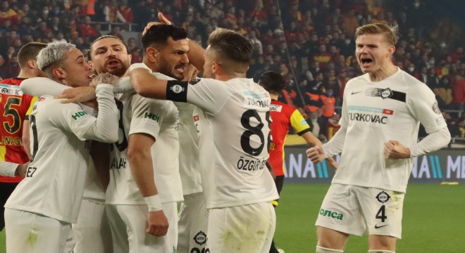 İzmir derbisi Altay ın : 0-2