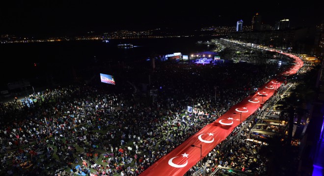 İzmir in küllerinden doğduğu gün