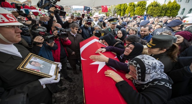 İzmir şehidini uğurladı